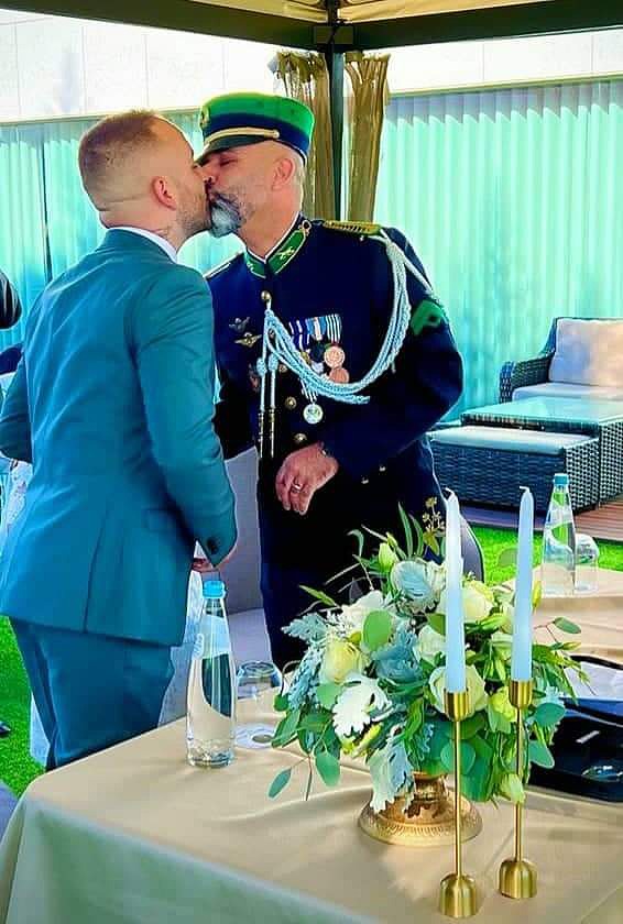 militar e dj gay Hugo Oliveira e antónio rebelo